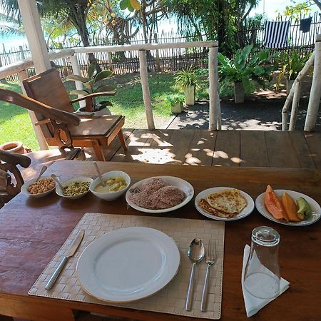 דיקוולה Beach House Kalukatiya - Family Villa, Seaview Room, Garden Room מראה חיצוני תמונה