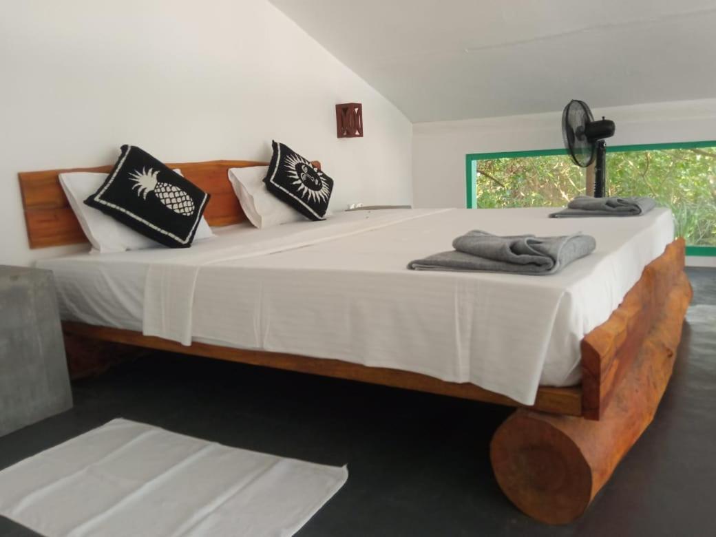 דיקוולה Beach House Kalukatiya - Family Villa, Seaview Room, Garden Room מראה חיצוני תמונה
