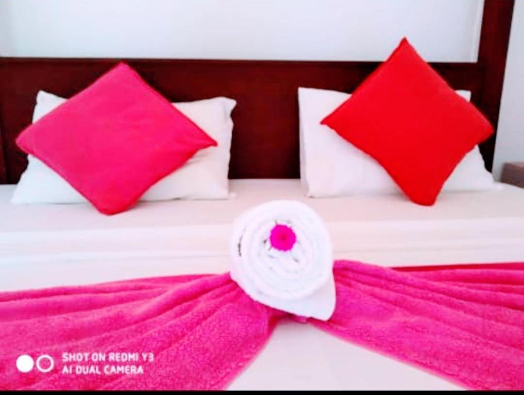 דיקוולה Beach House Kalukatiya - Family Villa, Seaview Room, Garden Room מראה חיצוני תמונה