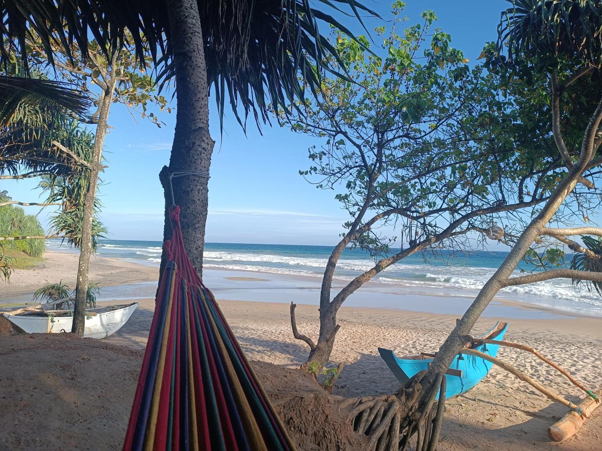 דיקוולה Beach House Kalukatiya - Family Villa, Seaview Room, Garden Room מראה חיצוני תמונה